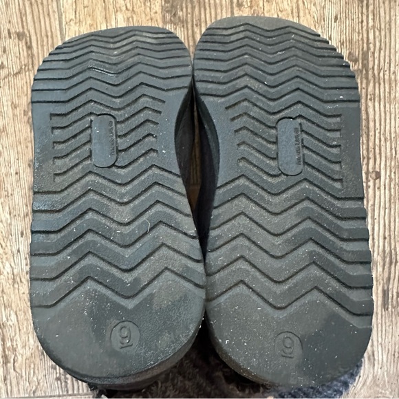 Mossimo Warm Boots - Picture 6 of 8